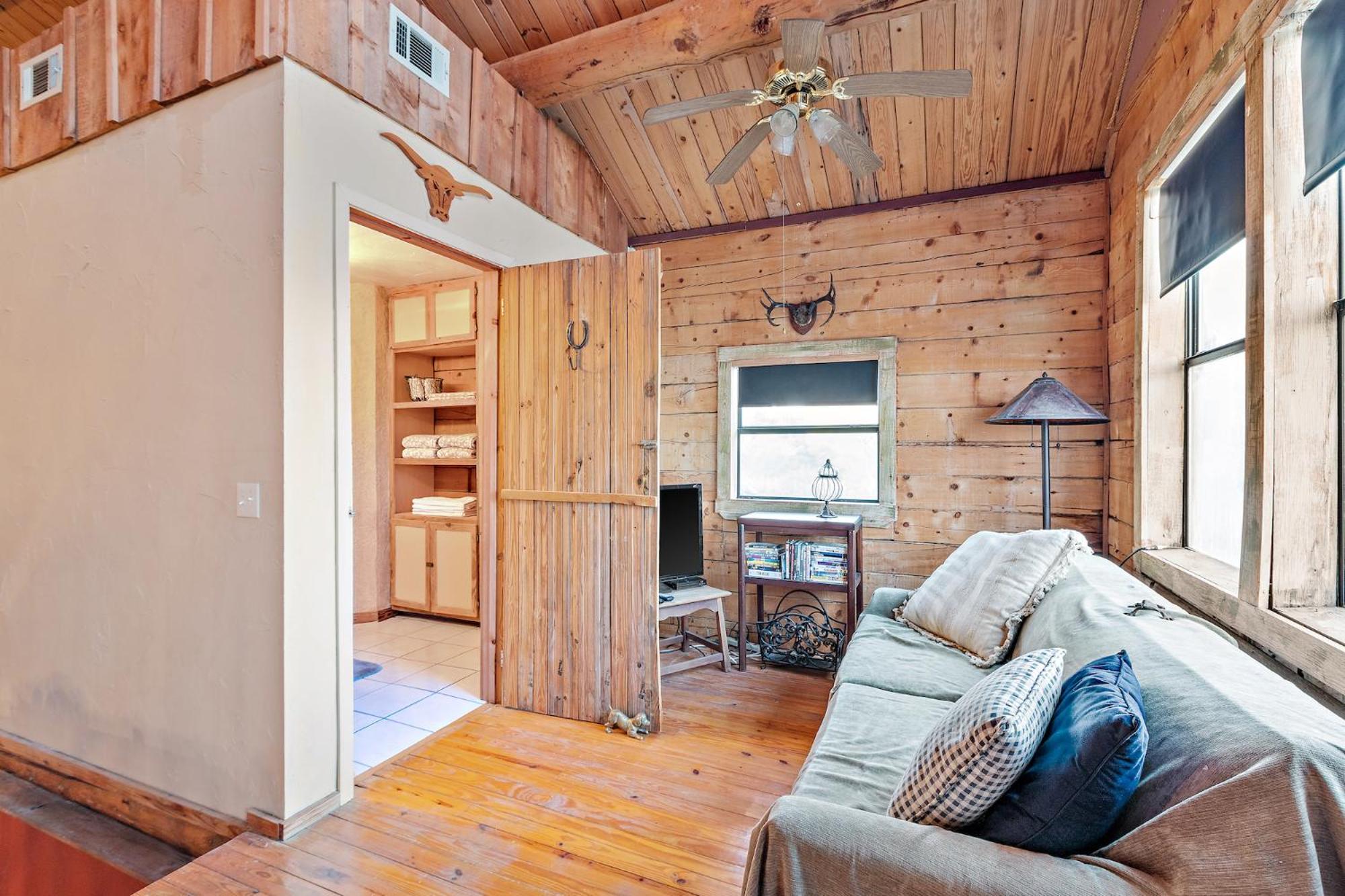 Mighty Oak Log Cabin フレデリックスバーグ エクステリア 写真